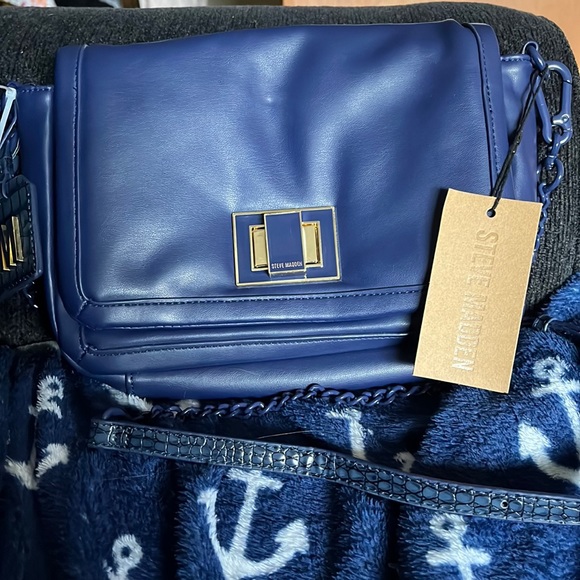 Steve Madden Handbags - Steve Madden navy Trixy crossbody handbag with crocodile accents- NWT